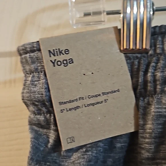Nike Men's Dri-FIT Yoga 5" Unlined Shorts: GRAY: NEW WITH TAGS: SIZE S